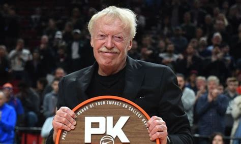 phil knight net worth 2022|phil knight accountant.